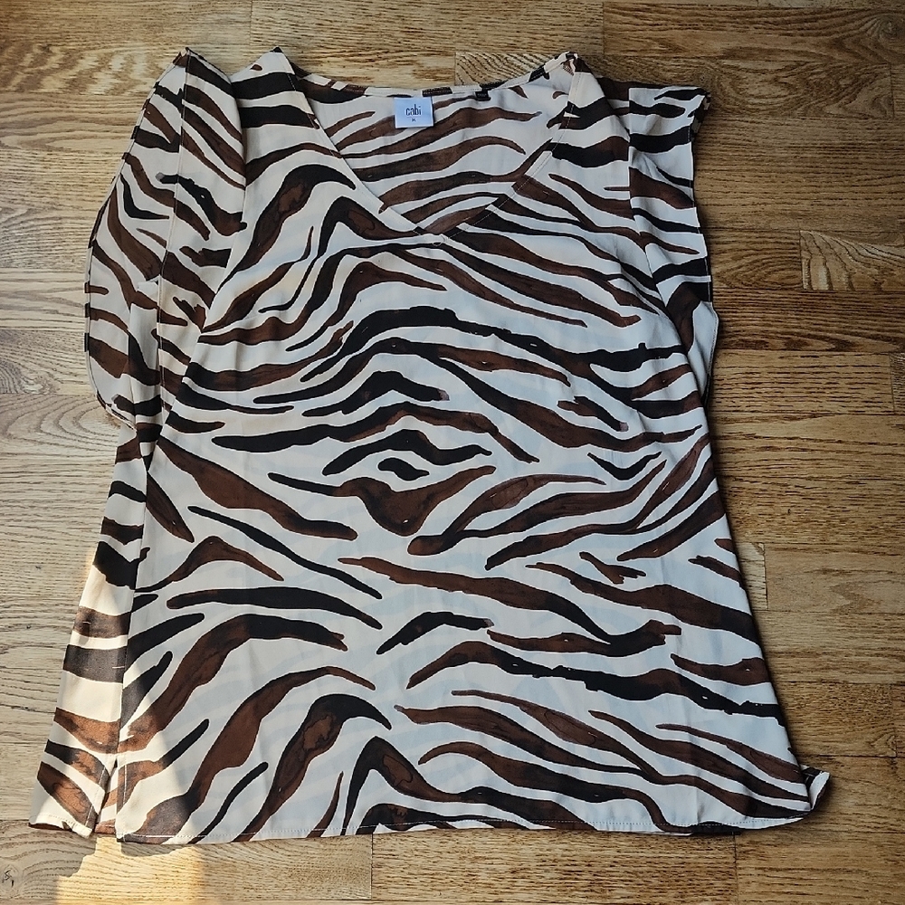 (M) CAbi Animal Print Blouse Sheer Ruffle Sleeve Romantic Nightout Vacation - Picture 1 of 8